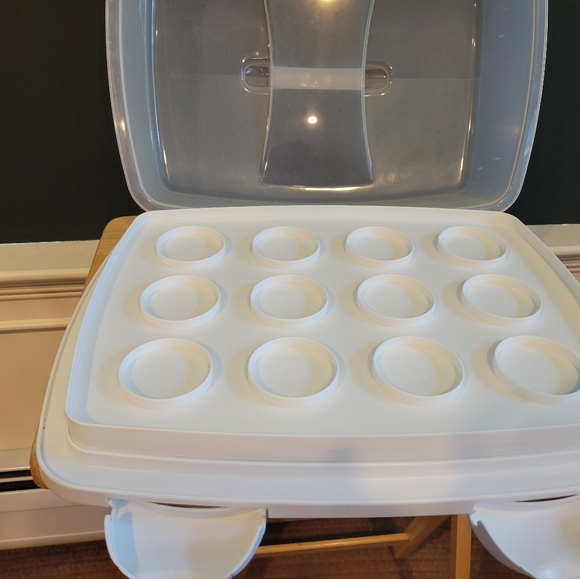 Wilton 3 in 1 Rectangular Cake Carrier - Picture 3 of 9